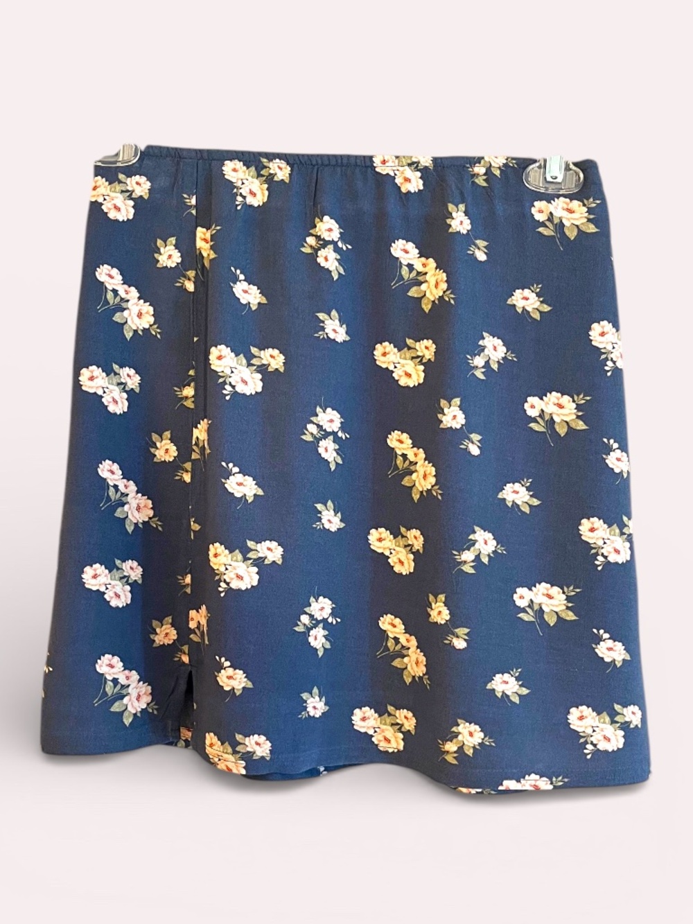 American Eagle Viscose Navy Flowered Mini A-Line Skirt Size Small NWT